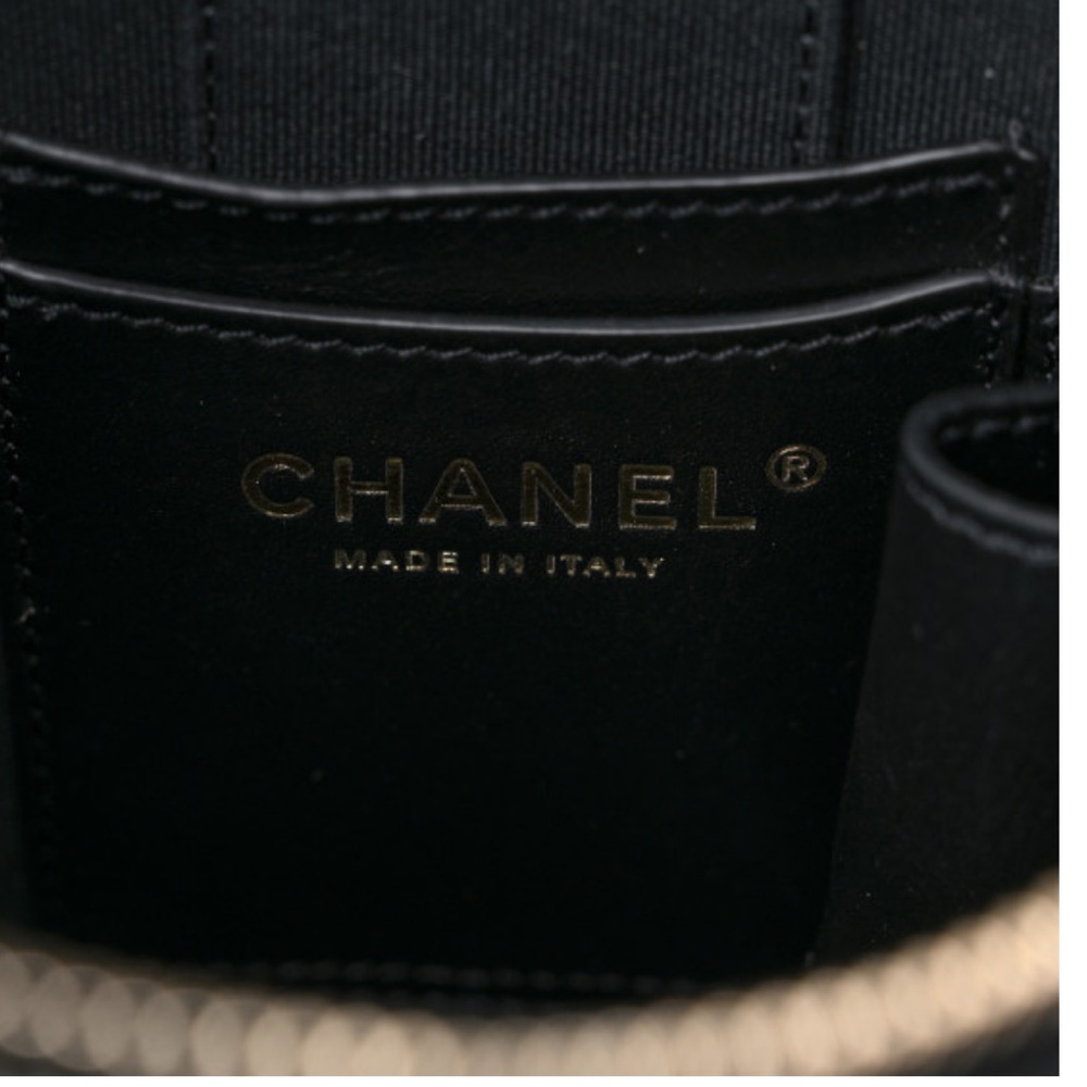 Chanel Vanity Bag - Picture 7 of 13